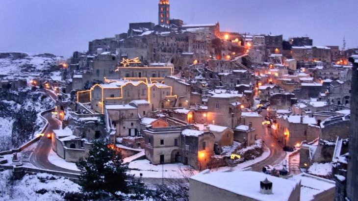 Mercatini Di Natale A Matera.Vacanze Di Natale A Matera Presepe Vivente Eventi E Concerti