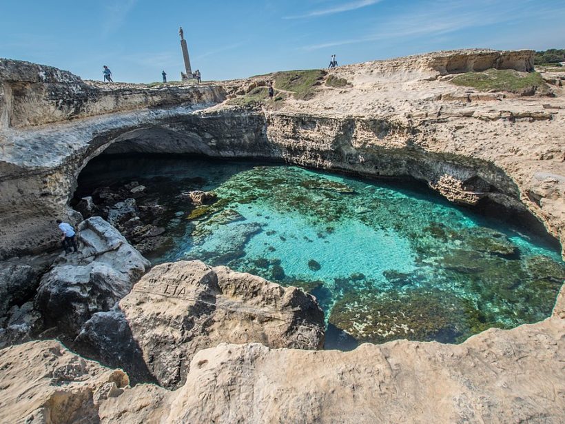 Grotta della Poesia Roca Vecchia