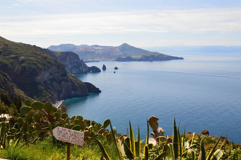 Isola di Lipari vista mare